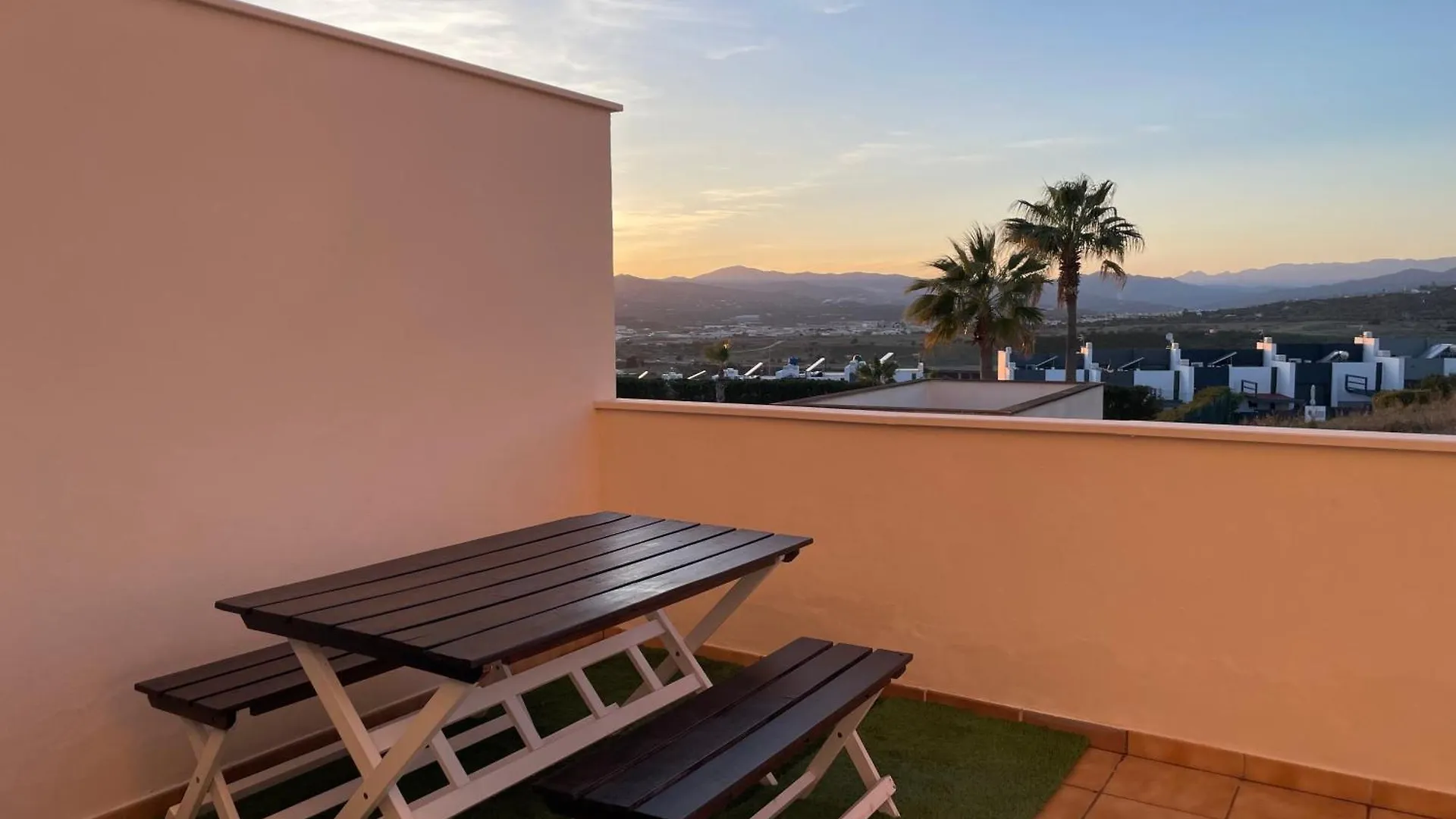 Golf, Sol Y Mar En Baviera Golf Apartment Caleta De Velez